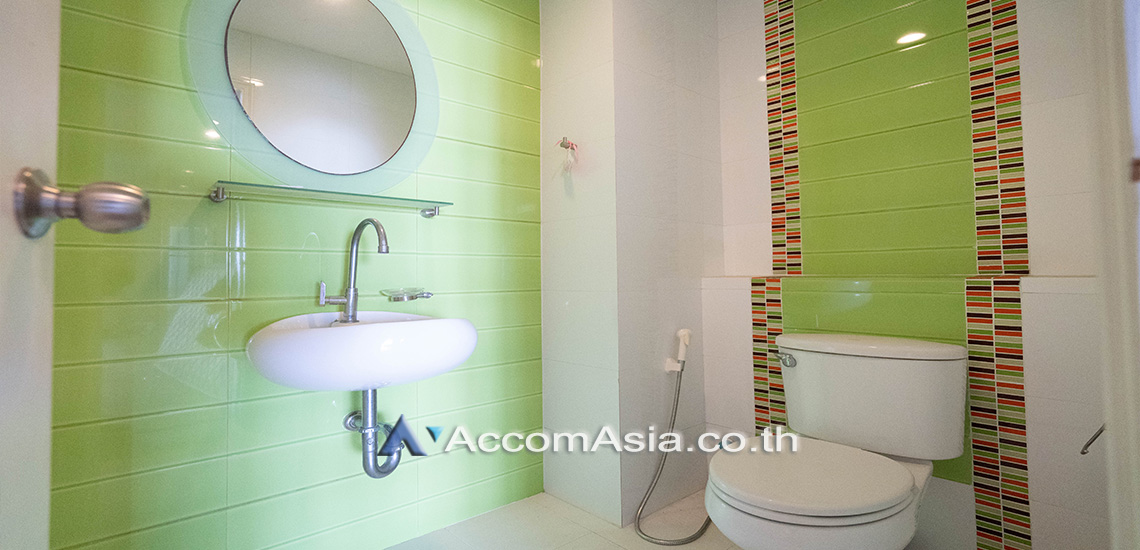 9  3 br Condominium for rent and sale in Sukhumvit ,Bangkok BTS Nana at Newton Tower AA27249