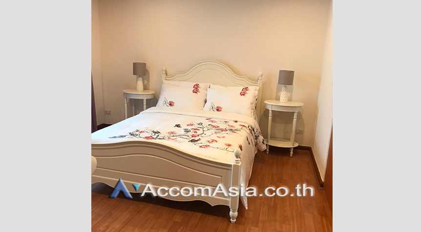 8  3 br Condominium For Rent in Silom ,Bangkok BTS Chong Nonsi at Pearl Garden AA27313