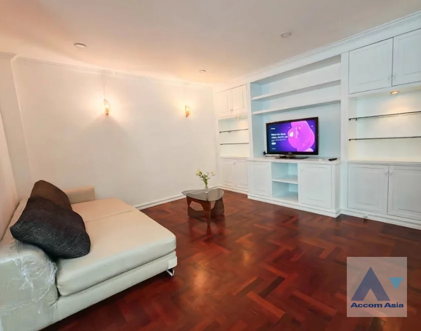 6  6 br House for rent and sale in Sathorn ,Bangkok BTS Chong Nonsi AA27315