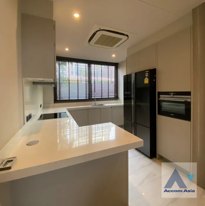 10  4 br House for rent and sale in Sukhumvit ,Bangkok BTS Phrom Phong at Quarter 39 AA27317