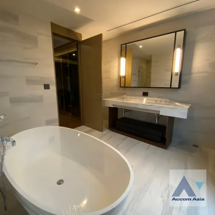 48  4 br House for rent and sale in Sukhumvit ,Bangkok BTS Phrom Phong at Quarter 39 AA27317