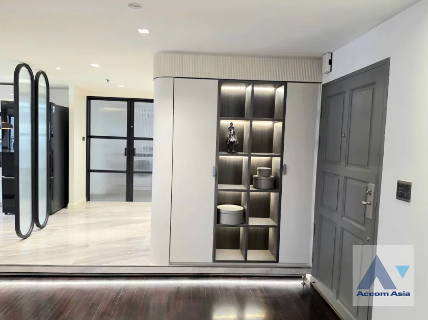 6  3 br Condominium For Rent in Sathorn ,Bangkok BTS Sala Daeng - MRT Lumphini at Sathorn Park Place AA27323