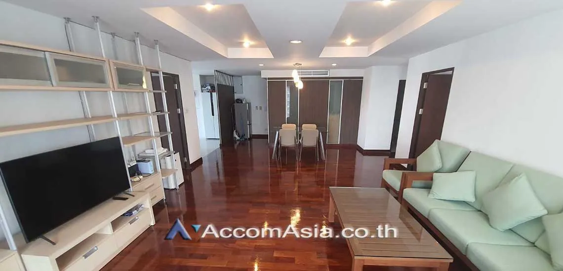 unit 3 Bedrooms  Condominium For Rent in Ploenchit, Bangkok  near BTS Chitlom (AA27339)