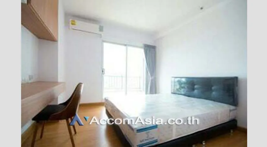 unit 2 Bedrooms  Condominium For Sale in Ratchadaphisek, Bangkok  near BTS Ekkamai (AA27356)