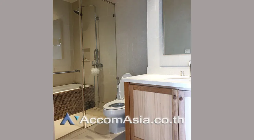 unit 1 Bedroom  Condominium For Rent in Sukhumvit, Bangkok  near BTS Phrom Phong (AA27367)