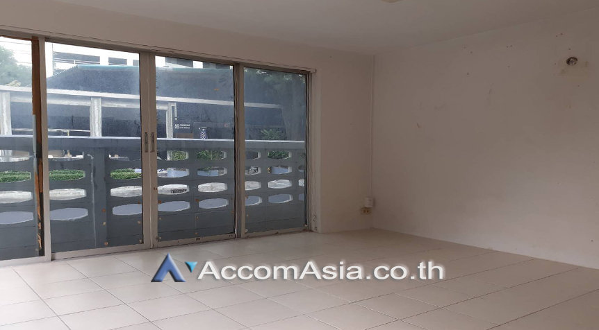 4  3 br House For Rent in Sukhumvit ,Bangkok BTS Thong Lo AA27395