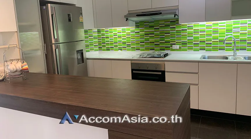 unitPet friendly |  2 Bedrooms  Apartment For Rent in Sathorn, Bangkok  near BTS Chong Nonsi (AA27398)