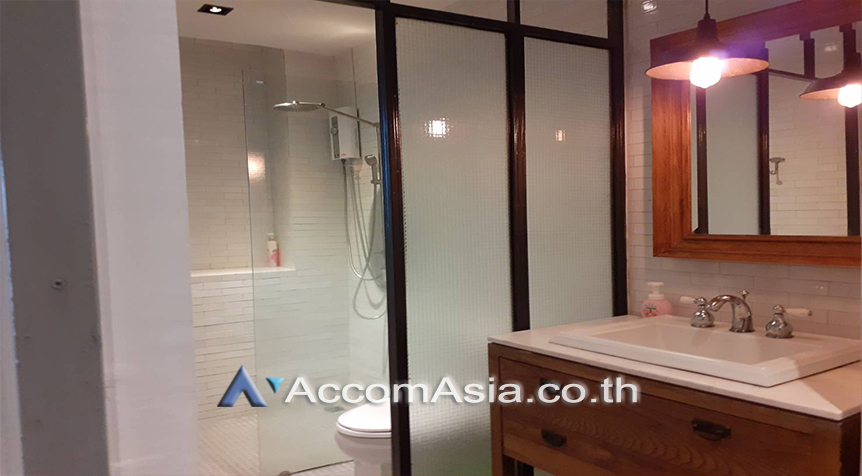 7  3 br Townhouse For Rent in Phaholyothin ,Bangkok BTS Ari AA27419