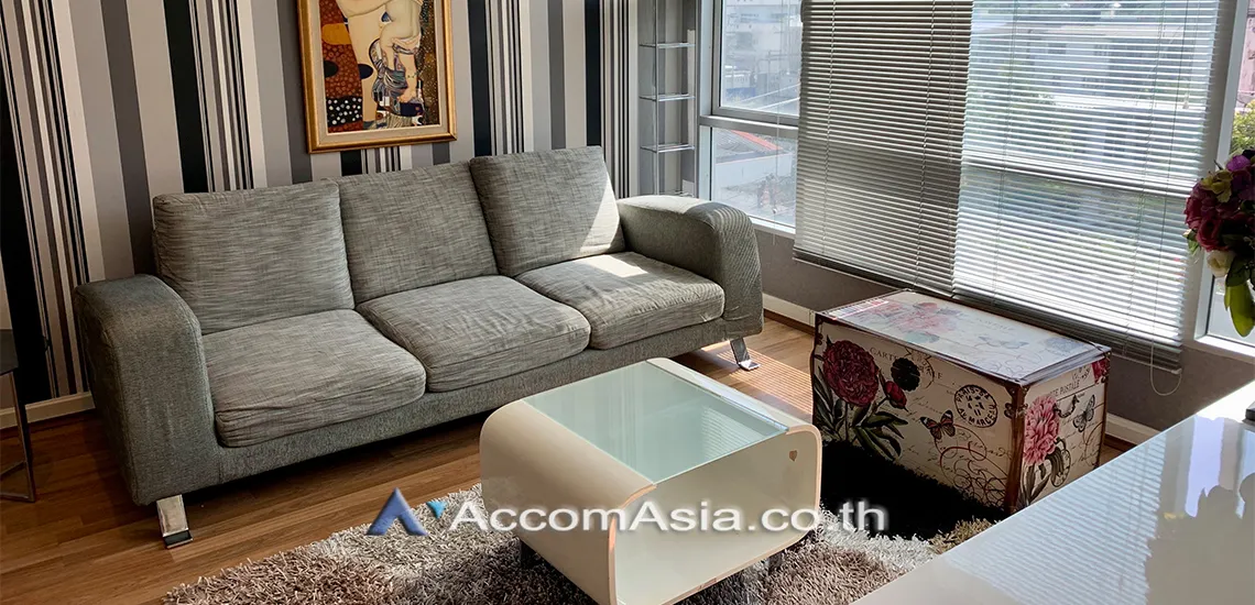 unit 1 Bedroom  Condominium For Sale in Sukhumvit, Bangkok  near BTS Phra khanong (AA27424)