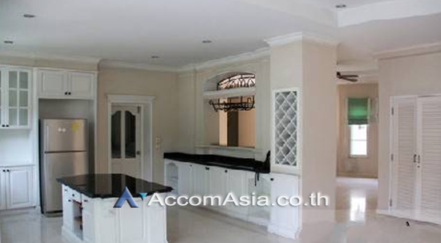  1  5 br House For Rent in Samutprakan ,Samutprakan  at Nantawan Village Srinakarin AA27428