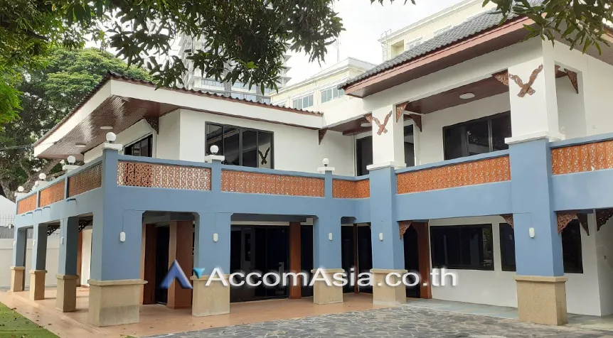 unitGarden, Home Office |  6 Bedrooms  House For Rent in Sathorn, Bangkok  near MRT Khlong Toei (AA27440)