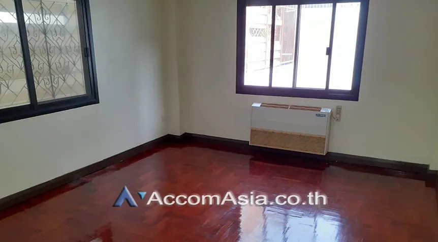 7  6 br House For Rent in Sathorn ,Bangkok MRT Khlong Toei AA27440