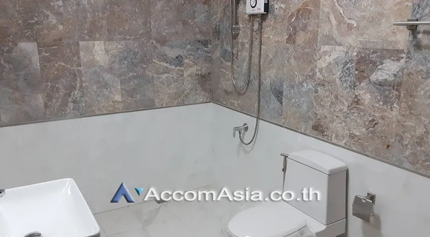 10  6 br House For Rent in Sathorn ,Bangkok MRT Khlong Toei AA27440