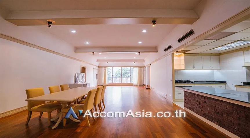 unitPet friendly |  2 Bedrooms  Apartment For Rent in Sukhumvit, Bangkok  near BTS Thong Lo (AA27541)