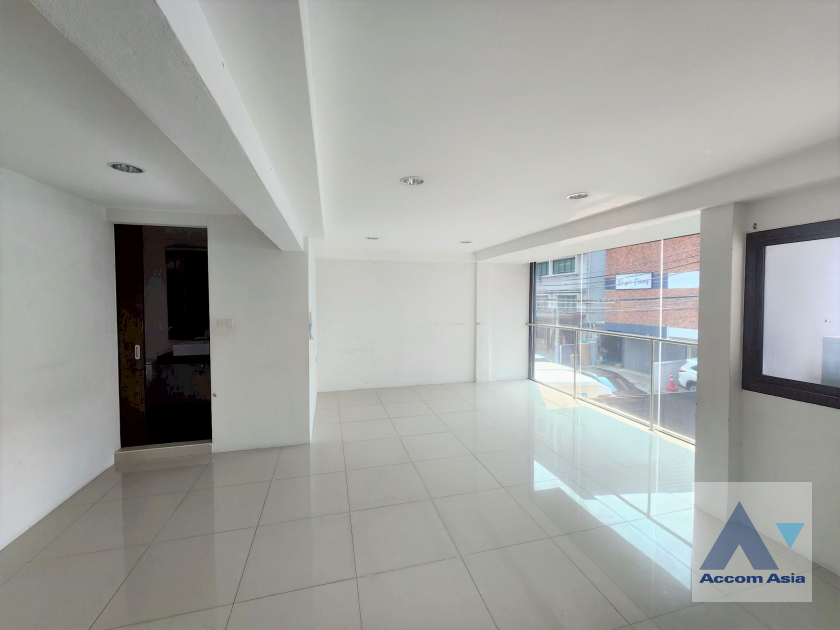 6  4 br Townhouse For Rent in Sukhumvit ,Bangkok BTS Phrom Phong at Townhouse at Sukhumvit AA27546