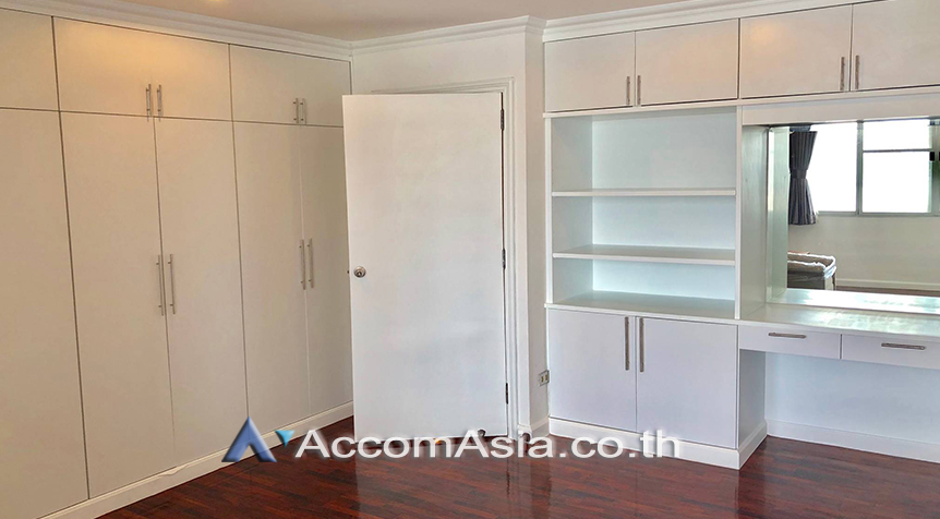 25  4 br Condominium For Rent in Sukhumvit ,Bangkok BTS Phrom Phong at D.S. Tower 1 AA27554