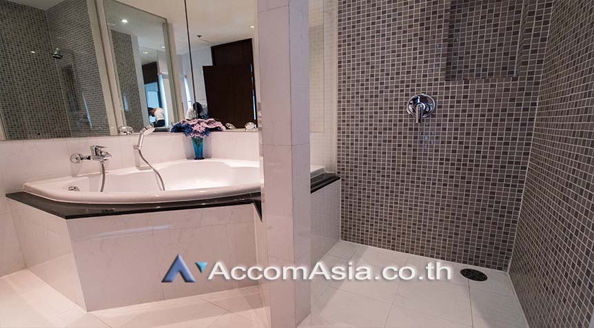 10  3 br Apartment For Rent in Ploenchit ,Bangkok BTS Ploenchit at Elegance and Traditional Luxury AA27565
