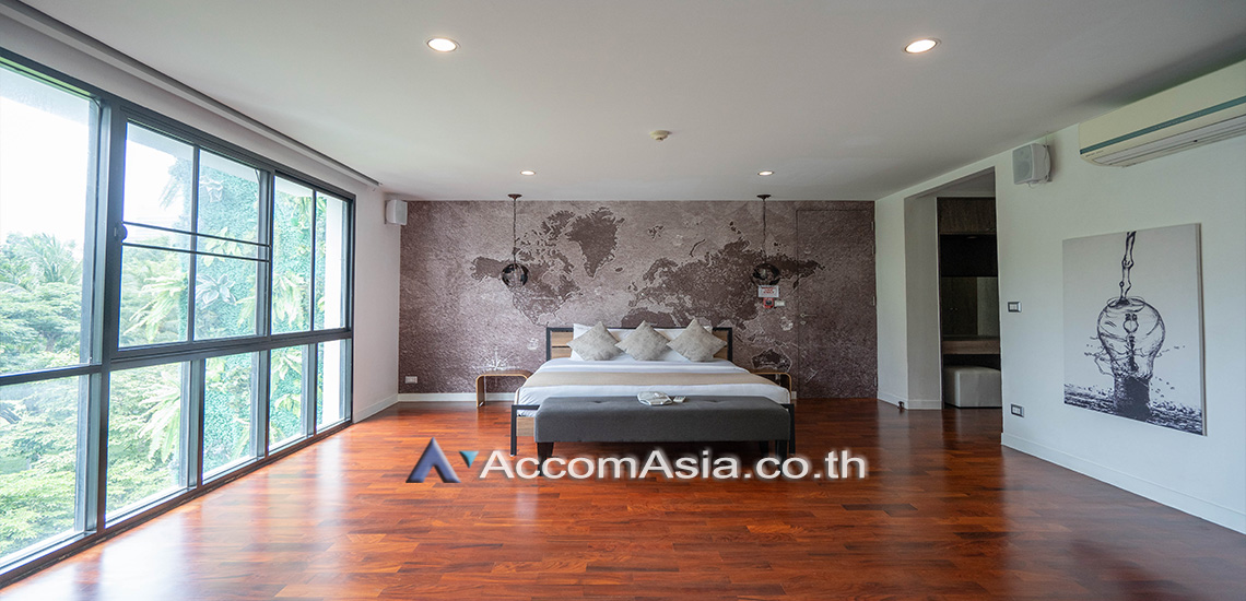 10  3 br Apartment For Rent in Ploenchit ,Bangkok BTS Chitlom - MRT Lumphini at Low-Rise Cozy Apartment, 5 mins walk to Lumpini park AA27586