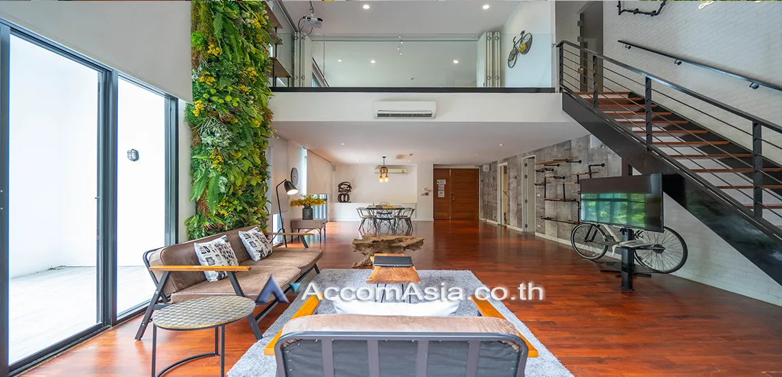  2  3 br Apartment For Rent in Ploenchit ,Bangkok BTS Chitlom - MRT Lumphini at Low-Rise Cozy Apartment, 5 mins walk to Lumpini park AA27586