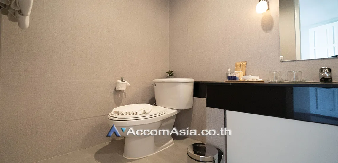 8  3 br Apartment For Rent in Ploenchit ,Bangkok BTS Chidlom - MRT Lumphini at Low-Rise Cozy Apartment, 5 mins walk to Lumpini park AA27587