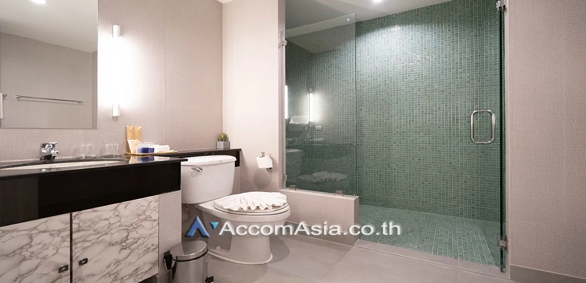 9  3 br Apartment For Rent in Ploenchit ,Bangkok BTS Chidlom - MRT Lumphini at Low-Rise Cozy Apartment, 5 mins walk to Lumpini park AA27587