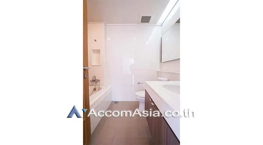 11  3 br Apartment For Rent in Sukhumvit ,Bangkok BTS Phrom Phong at The Greenery Low rise AA27606