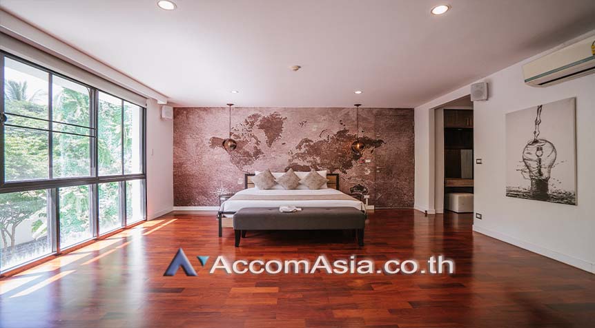 7  3 br Apartment For Rent in Ploenchit ,Bangkok BTS Chitlom - MRT Lumphini at Low-Rise Cozy Apartment, 5 mins walk to Lumpini park AA27607