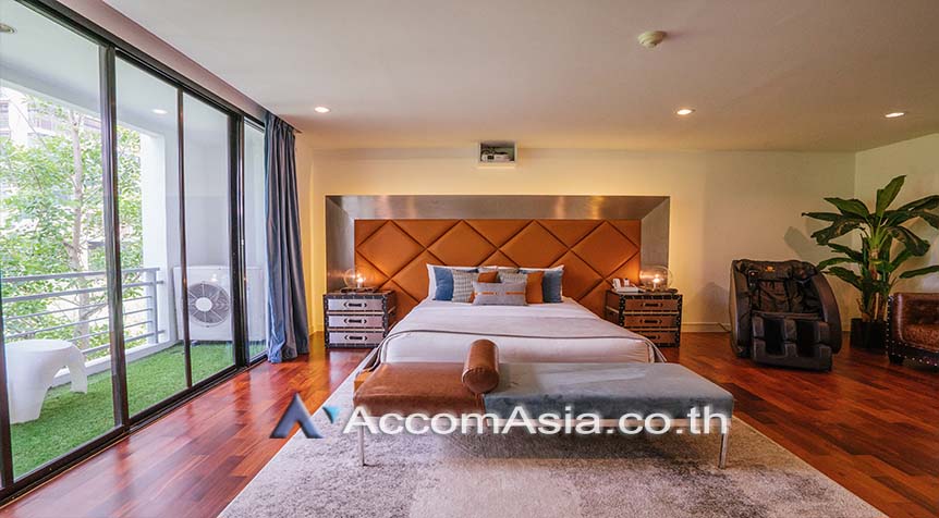 20  6 br Apartment For Rent in Ploenchit ,Bangkok BTS Chitlom - MRT Lumphini at Low-Rise Cozy Apartment, 5 mins walk to Lumpini park AA27609
