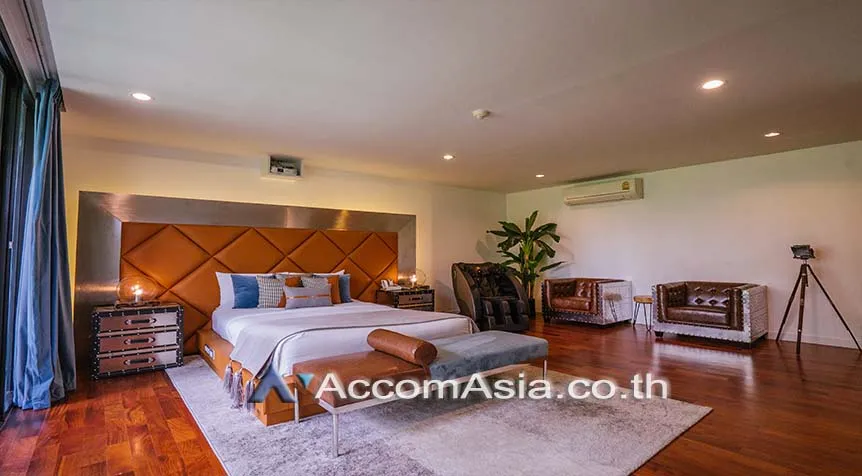 18  6 br Apartment For Rent in Ploenchit ,Bangkok BTS Chidlom - MRT Lumphini at Low-Rise Cozy Apartment, 5 mins walk to Lumpini park AA27609