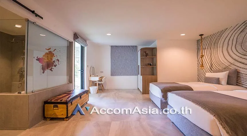 25  6 br Apartment For Rent in Ploenchit ,Bangkok BTS Chidlom - MRT Lumphini at Low-Rise Cozy Apartment, 5 mins walk to Lumpini park AA27609
