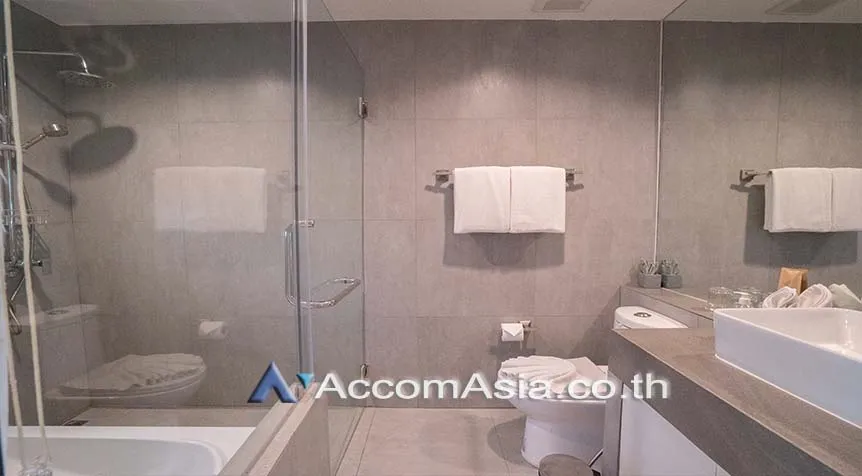 35  6 br Apartment For Rent in Ploenchit ,Bangkok BTS Chitlom - MRT Lumphini at Low-Rise Cozy Apartment, 5 mins walk to Lumpini park AA27609