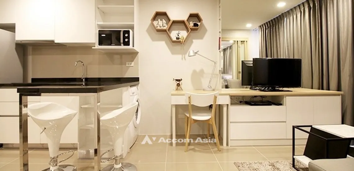 unit 1 Bedroom  Condominium For Rent & Sale in Sukhumvit, Bangkok  near MRT Sukhumvit - BTS Asok (AA27658)