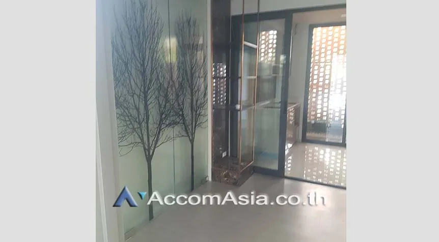 unit Studio  Retail / showroom For Rent in Sukhumvit, Bangkok  near BTS Thong Lo (AA27798)