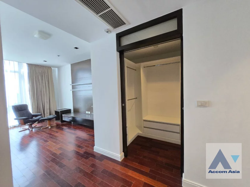 5  3 br Condominium For Rent in Ploenchit ,Bangkok BTS Ploenchit at Athenee Residence AA27811