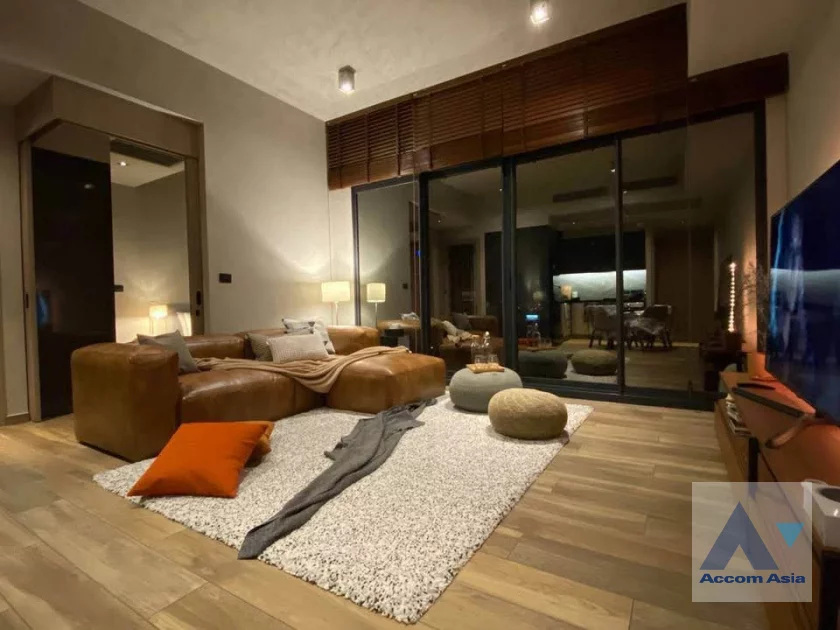 unitCorner Unit |  2 Bedrooms  Condominium For Rent & Sale in Sukhumvit, Bangkok  near MRT Phetchaburi (AA27830)
