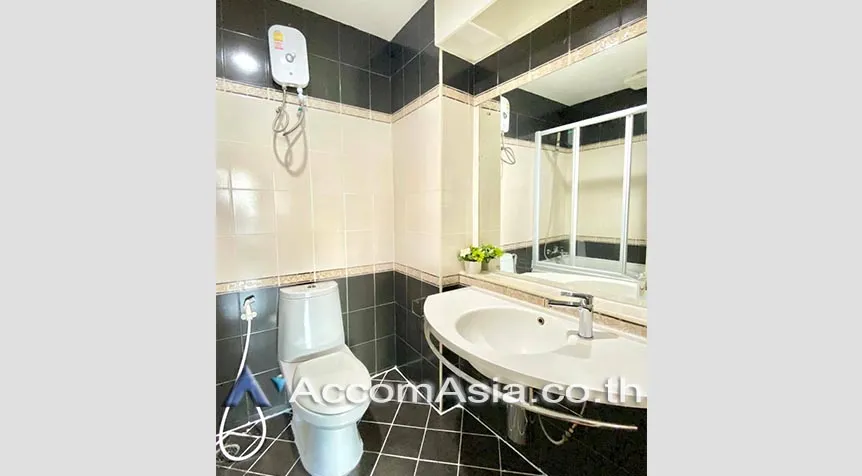 unitPet friendly |  2 Bedrooms  Apartment For Rent in Sukhumvit, Bangkok  near BTS Phrom Phong (AA27845)