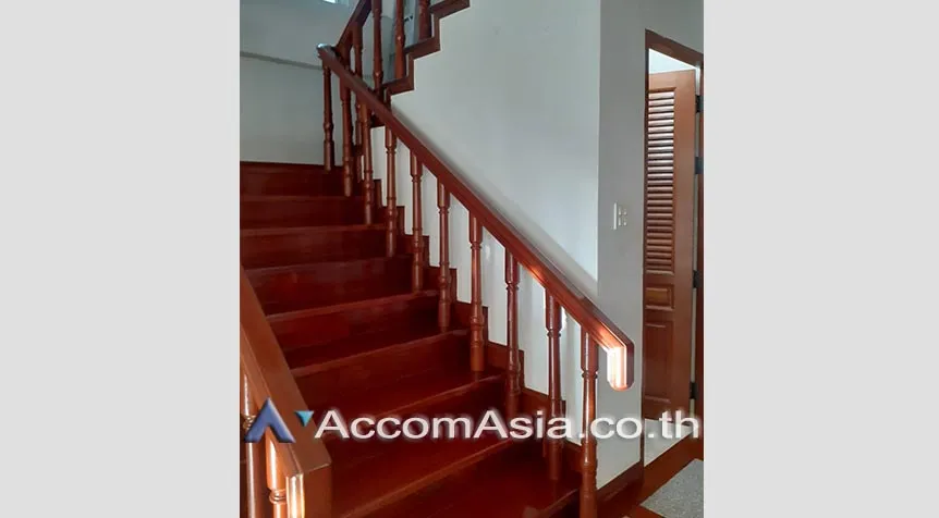 9  3 br House For Rent in Sukhumvit ,Bangkok BTS Ekkamai at House in Compound AA27862