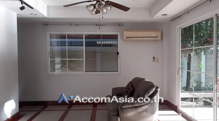 12  3 br House For Rent in Sukhumvit ,Bangkok BTS Ekkamai at House in Compound AA27862