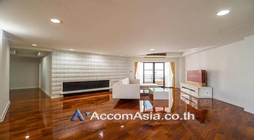 unitPet friendly |  3 Bedrooms  Apartment For Rent & Sale in Sukhumvit, Bangkok  near MRT Sukhumvit - BTS Asok (AA27900)