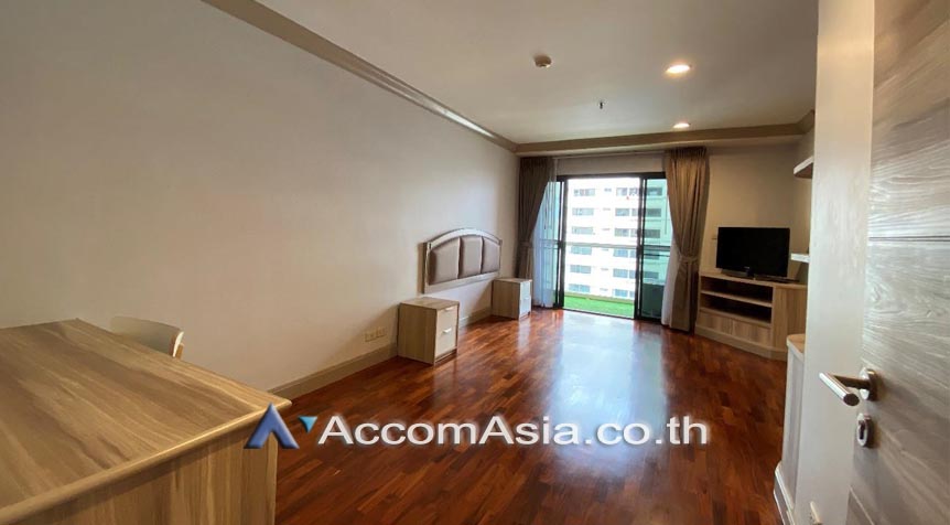 1  3 br Apartment For Rent in Sukhumvit ,Bangkok MRT Sukhumvit - BTS Asok at Perfect Apartment for Big Family, Prime Location Near Main Street AA27909