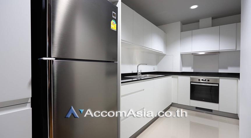 5  2 br Apartment for rent and sale in Sukhumvit ,Bangkok BTS Phrom Phong at High-Rise Serviced Apartment Near The Em District AA27913