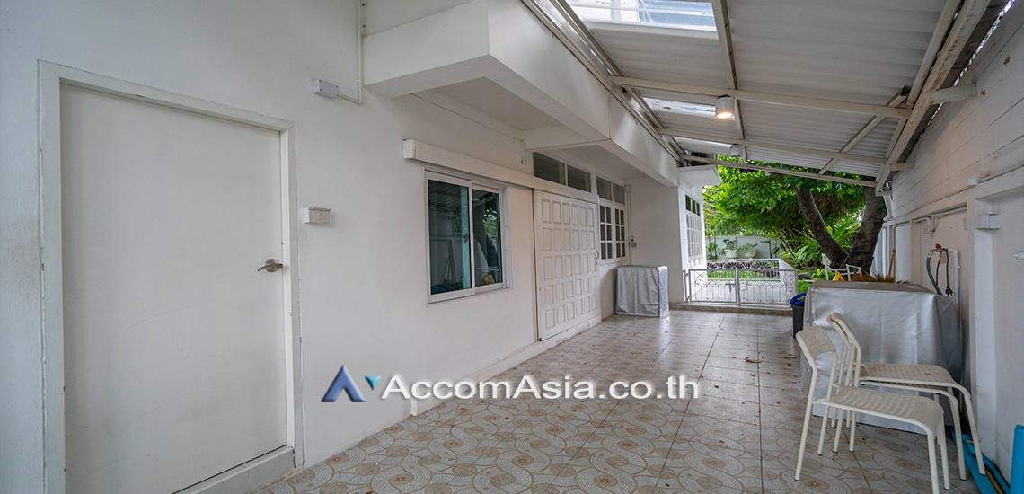 7  3 br House for rent and sale in Sukhumvit ,Bangkok BTS Phra khanong AA27949