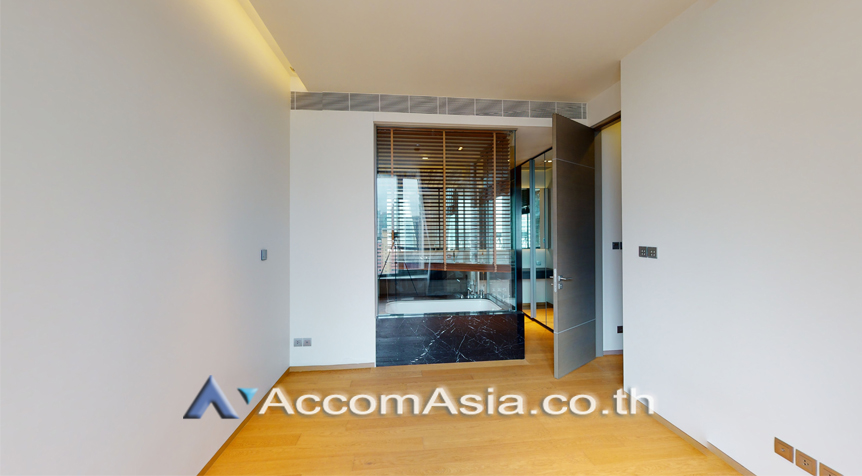 6  1 br Condominium For Sale in Silom ,Bangkok BTS Sala Daeng at Saladaeng One Condominium AA27962