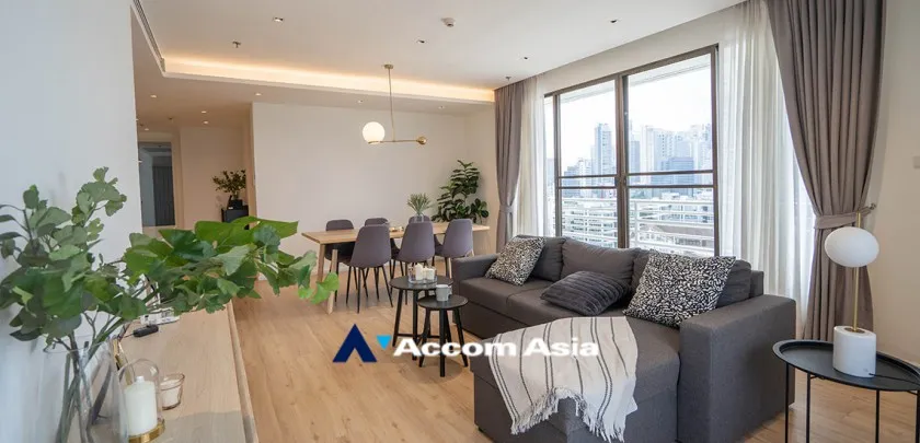 unit 3 Bedrooms  Apartment For Rent in Sukhumvit, Bangkok  near BTS Thong Lo (AA27973)