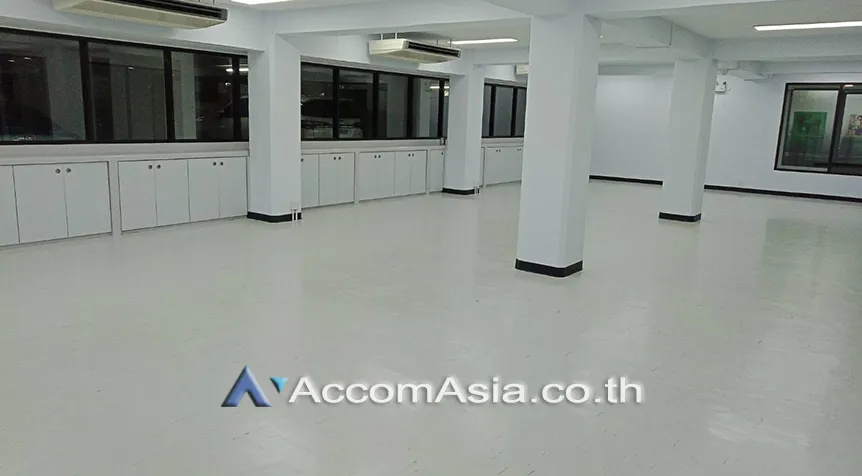 unit Studio  Office space For Rent in Sukhumvit, Bangkok  near MRT Phetchaburi - BTS Asok (AA27985)