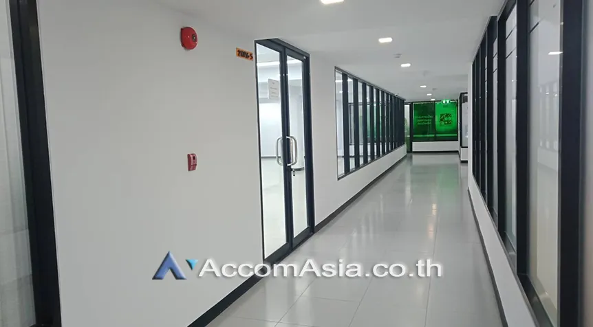 5  Studio Office Space For Rent in Sukhumvit ,Bangkok MRT Phetchaburi - BTS Asok at Asoke Tower Building AA27985