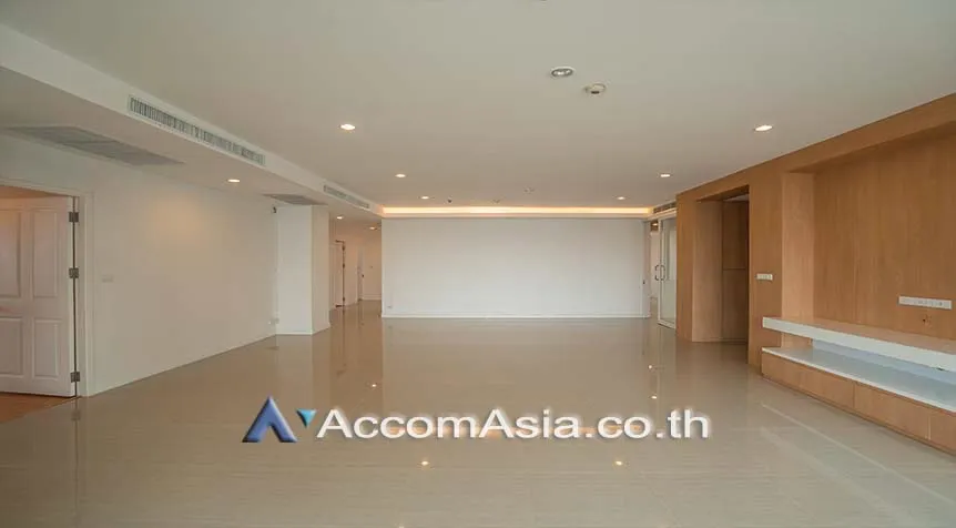  1  4 br Apartment for rent and sale in Sukhumvit ,Bangkok BTS Ekkamai at High-Rise Living with a Large Balcony Apartment in Ekkamai AA27986