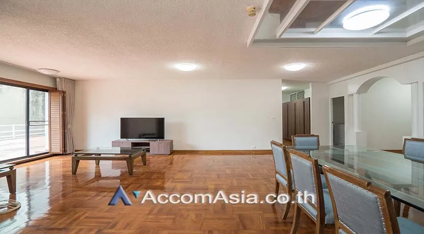 unitPet friendly |  3 Bedrooms  Apartment For Rent in Ploenchit, Bangkok  near BTS Chitlom (AA28012)