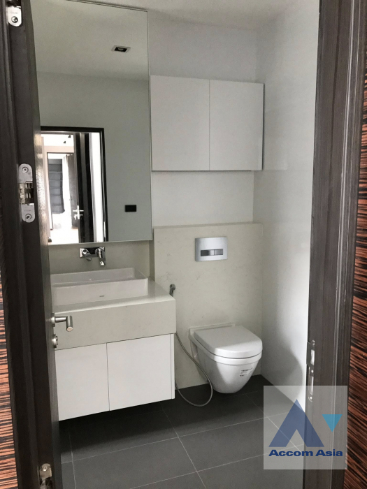 18  4 br House for rent and sale in Ramkhamhaeng ,Bangkok MRT Si Kritha at Baan Issara Rama 9 AA28032