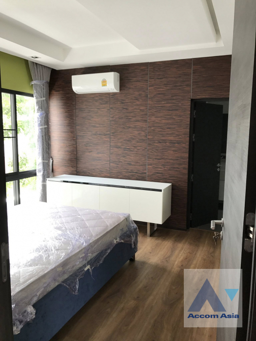 10  4 br House for rent and sale in Ramkhamhaeng ,Bangkok MRT Si Kritha at Baan Issara Rama 9 AA28032